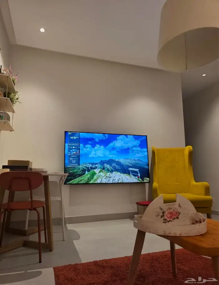 شاشة LG سمارت 4K UHD بتقنية ThinQ AI ونظام webOS