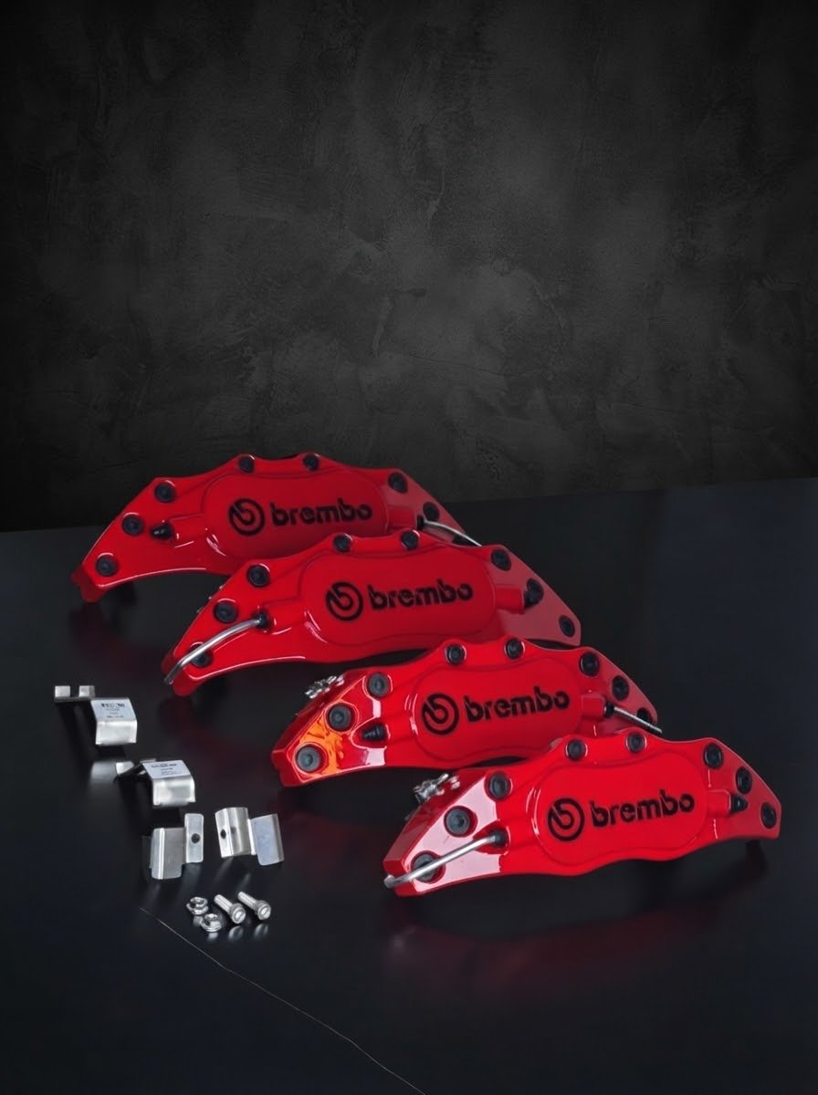 طقم أغطية كاليبر فرامل Brembo Racing ألمنيوم مع قواعد مخصصة بنوع السيارة لون أحمر